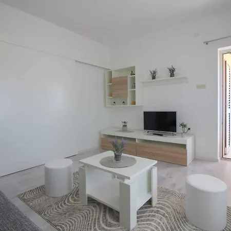 In - Istrien 10264 Appartamento *