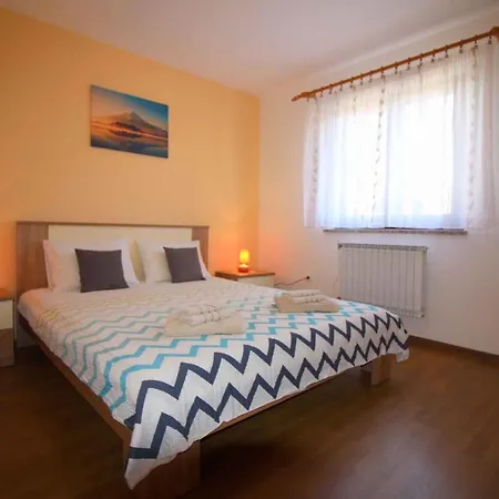In Porec/istrien 10264 アパート *