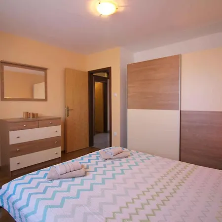 Apartment In Porec/istrien 10264 Porec